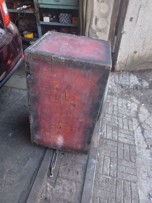 Продам сабуфер с усилителем
