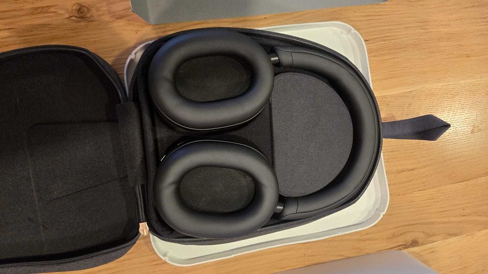Casti Sony WH-1000XM5