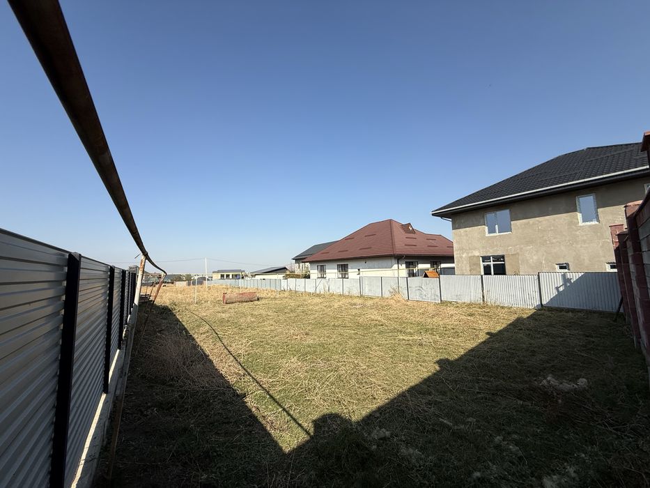 Участок 5 соток в районе инкубатора