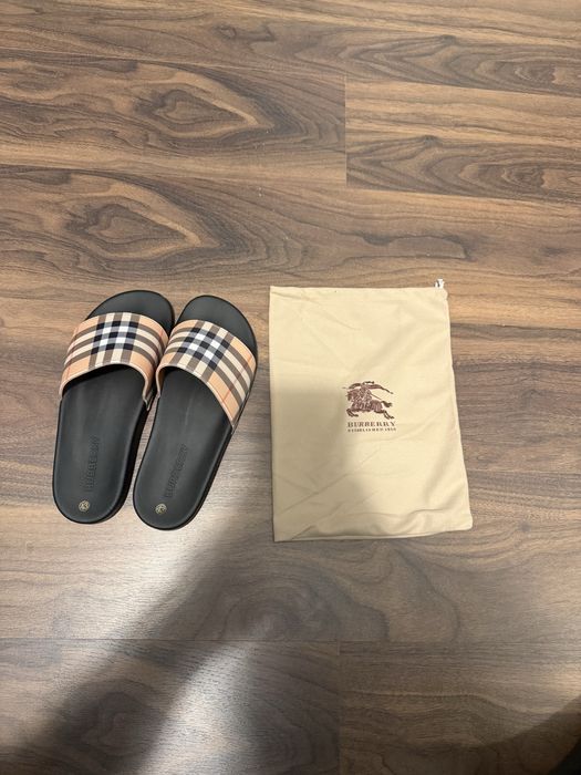 papuci burberry vara