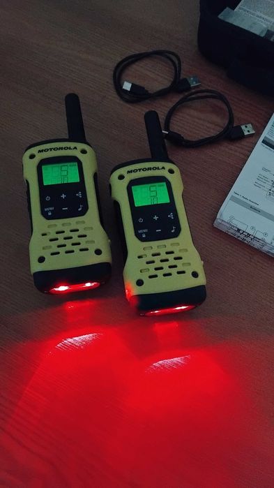 Motorola T92 H2O set - Statie radio PMR