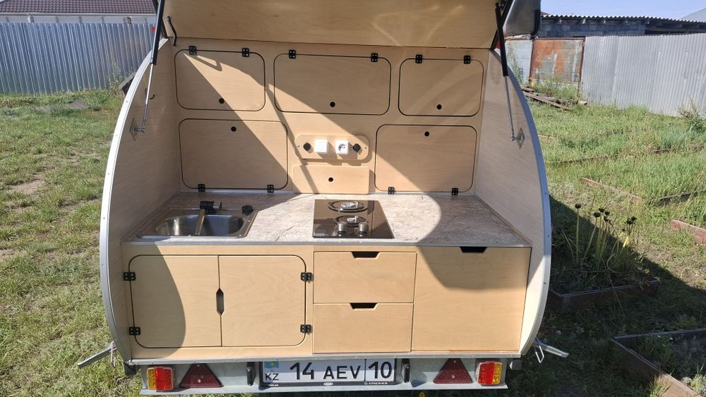 Кемпер Авто-дом.