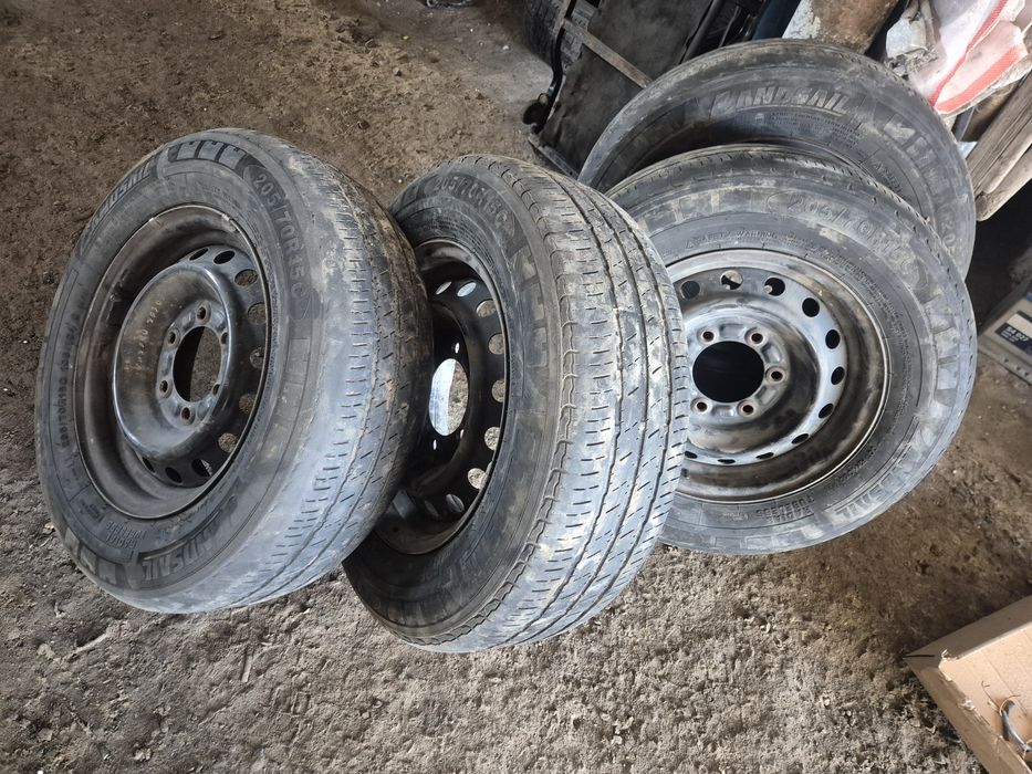 Продам шины с дисками