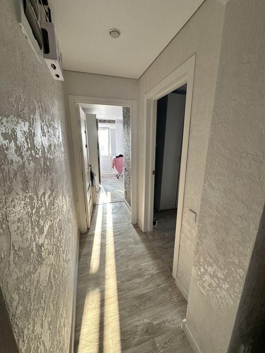 Продам квартиру 4 комнаты