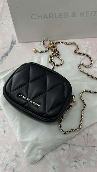 Мини-сумочка Charles & Keith (модель Arwen)