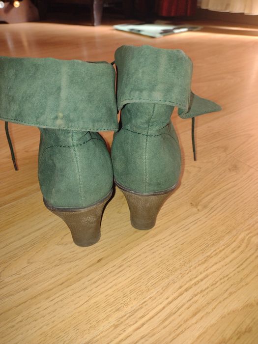 Botine verzi scurte!