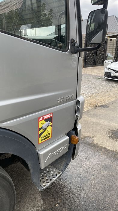 Продается  машина Mersedes-Benz Atego