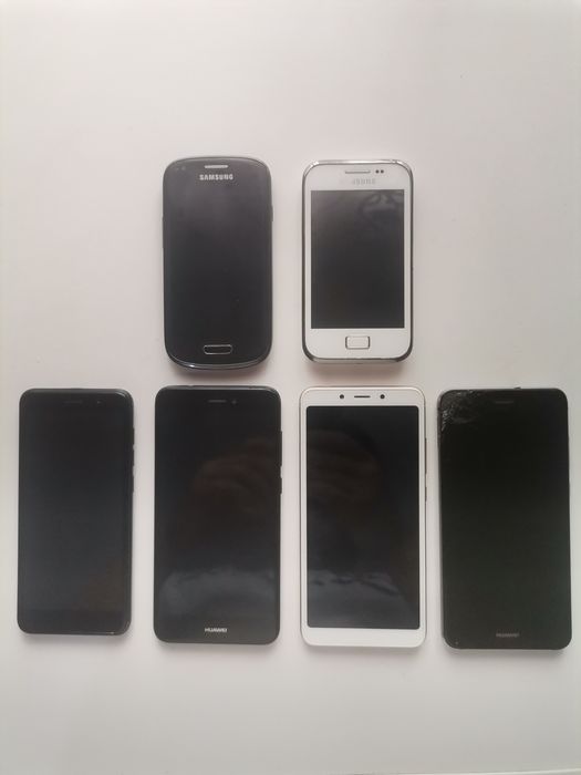 Lot mobile cu defecte