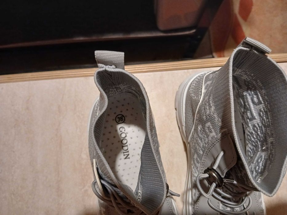 Дамски обувки пролет есен