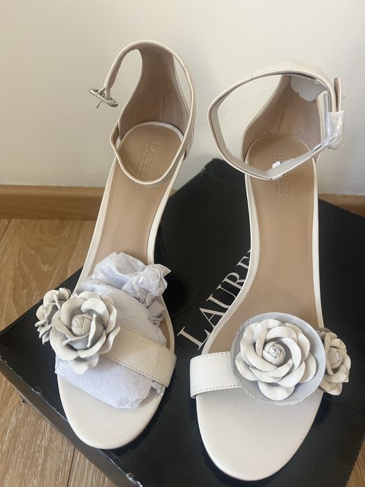 Lauren Ralph Lauren нови екрю сандали, 41-ви номер, естествена кожа