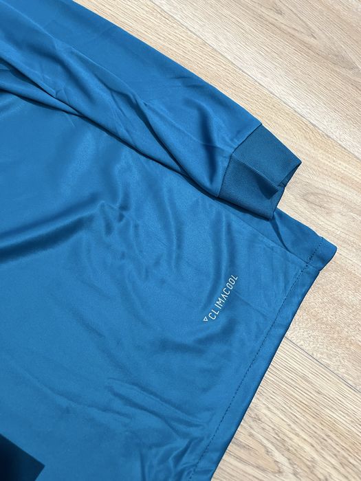 tricou de fotbal adidas real madrid maneca lunga ronaldo 7 marime M