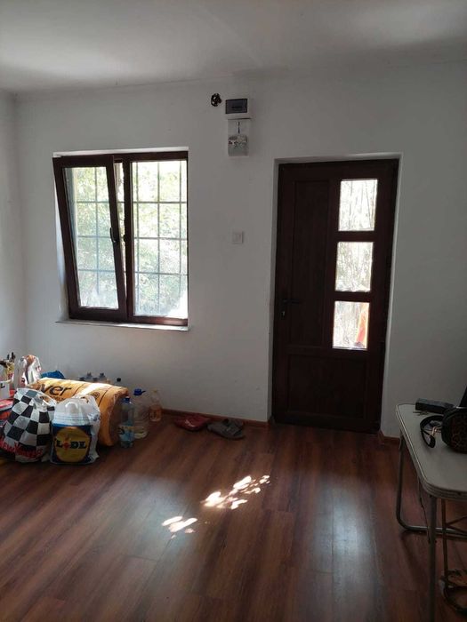 Teren 2600 mp Valea Brazilor-Curtea de Argeș, cu cabana, investitie