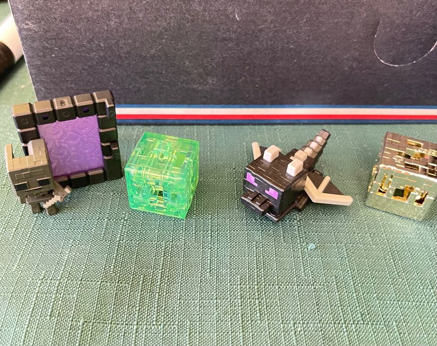 Minecraft фигурки, Дракон и Скелет