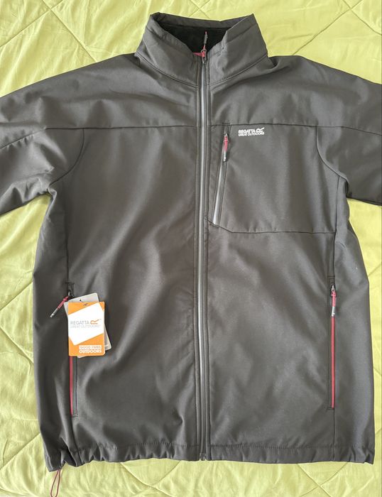 Jacheta geaca Regatta, softshell , impermeabila , calduroasa