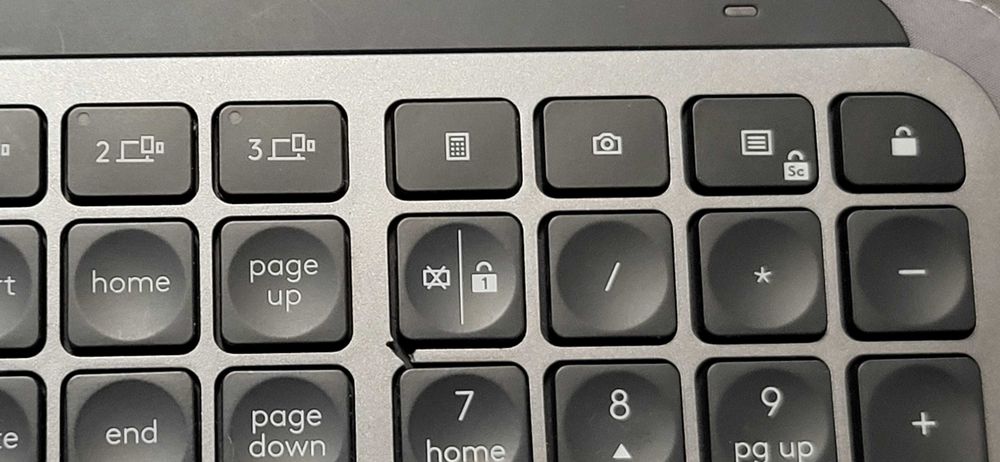 Tastatura Logitech MX Keys  WirelessBluetooth fuctionala fisura tasta7