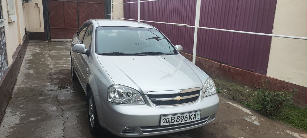 Лассети 1.8 продается