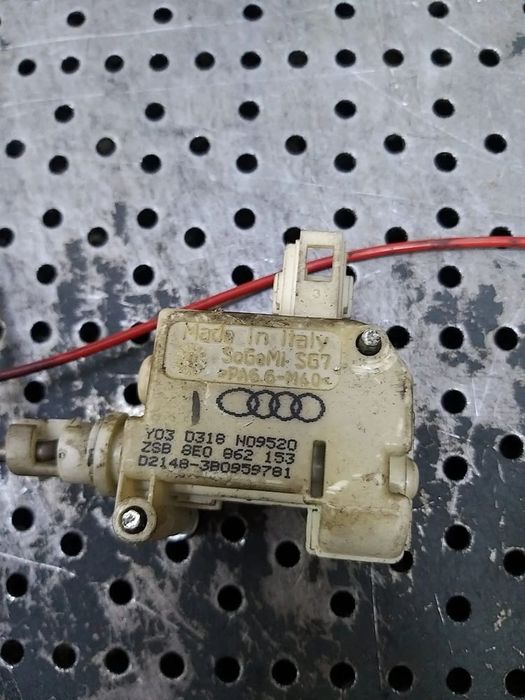 Actuator rezervor audi a4 b6 8e 8e0862153