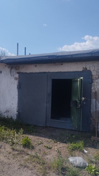 Продам гараж в 14 микрорайоне