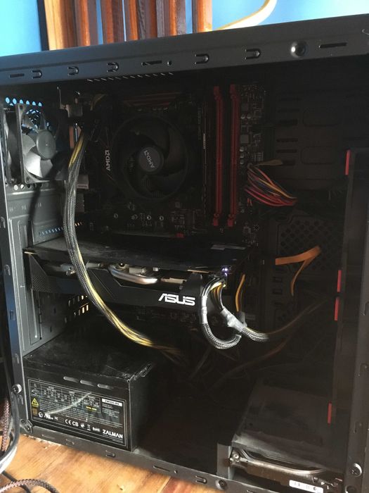 Calculator pentru gaming, preț excelent