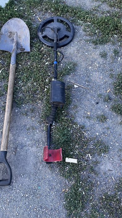 Продам металлоискатель