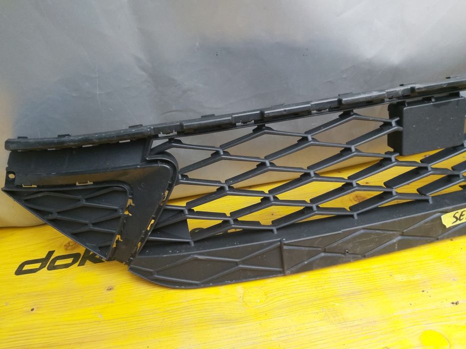 Грил решетка Seat Arona