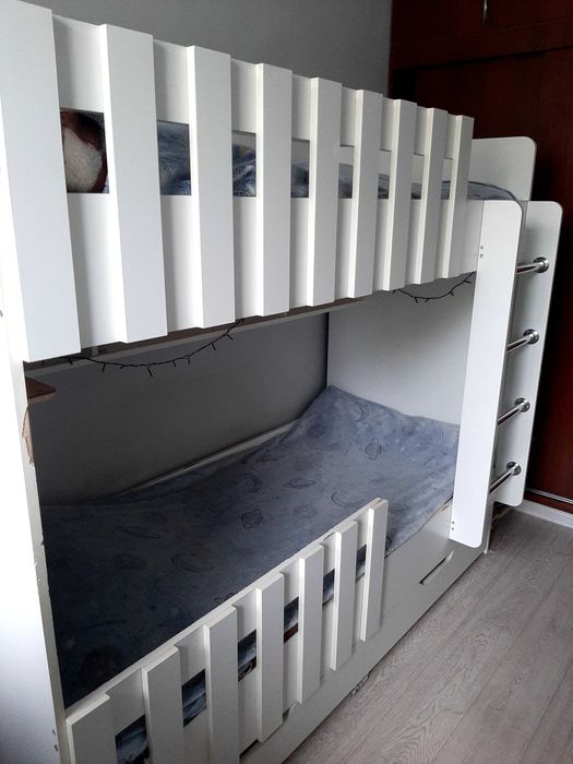 Двухъярусная кровать б.у