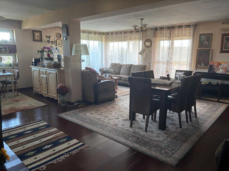 Casa parter 4 camere| 577 mp teren|panouri fotovoltaice|str. Izvorului