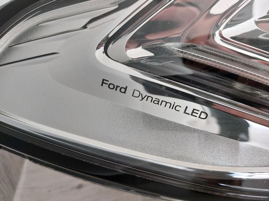 Far dreapta ford mondeo 5 mk5 full led ford dynamic led original
