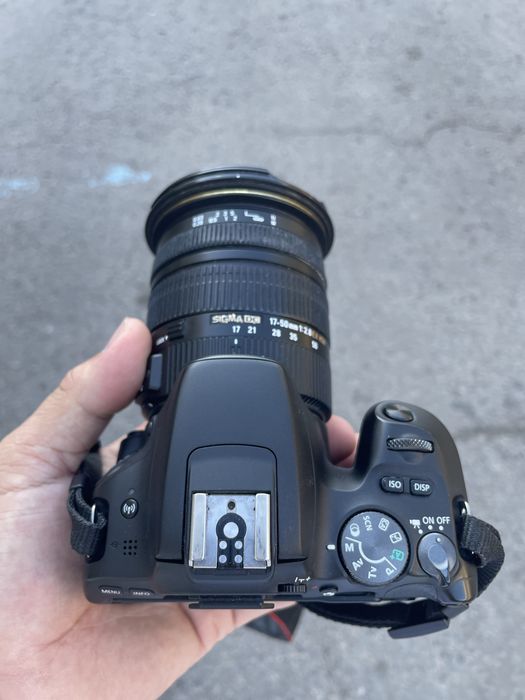Срочно продам Canon 200D Sigma 17-50 2.8
