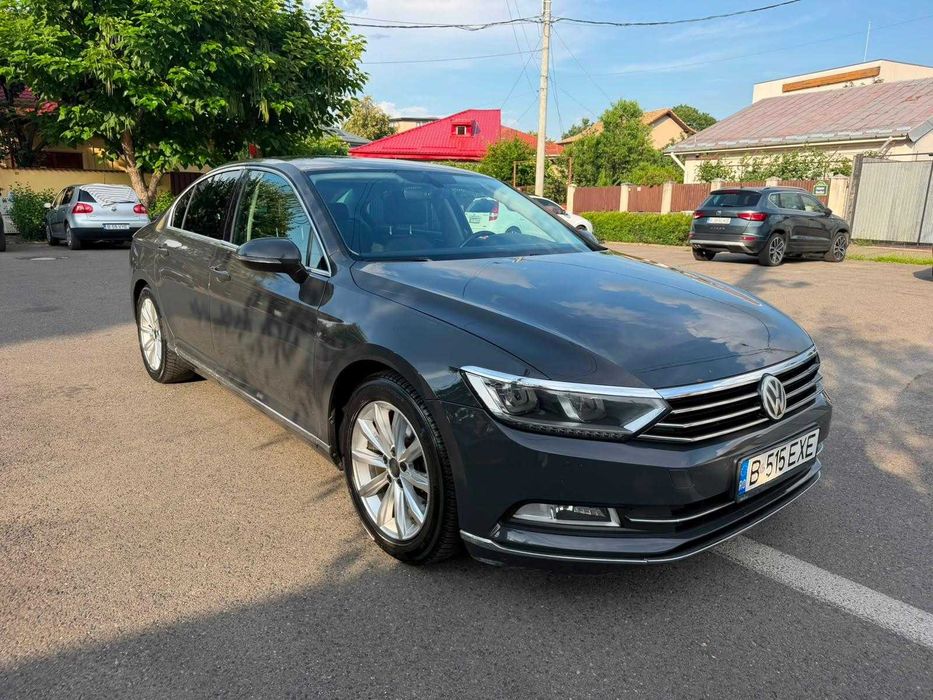 VOLKSWAGEN Passat