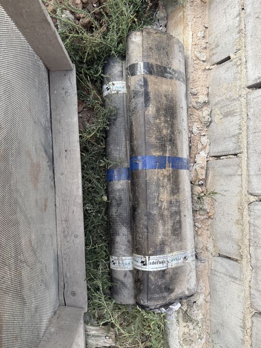 Продам рукан  толстый 9 рулонов