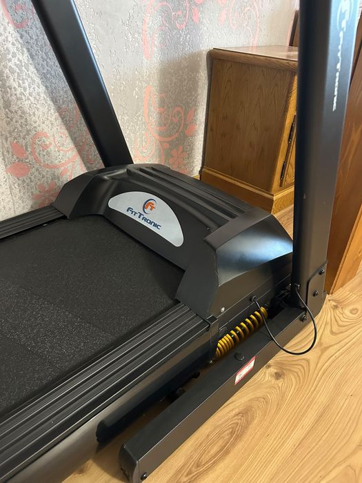Bandă de alergat FitTronic D550 – stare excelentă