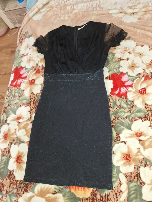 Продам платья ( разные )