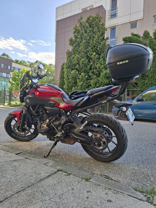 Motocicleta Yamaha MT07