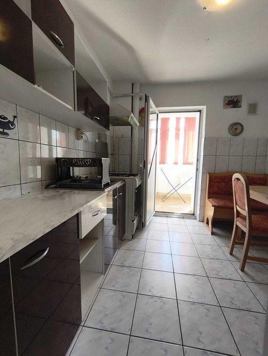 Apartament du doua camere decomandat in Nicolina