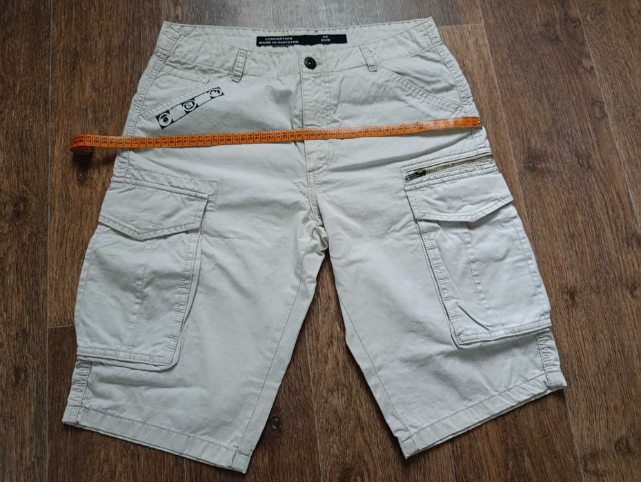 Продам мужские шорты.