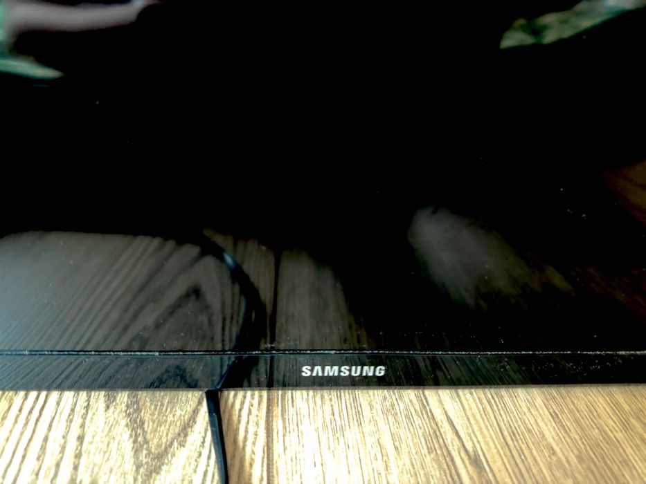 Led-Телевизор Samsung