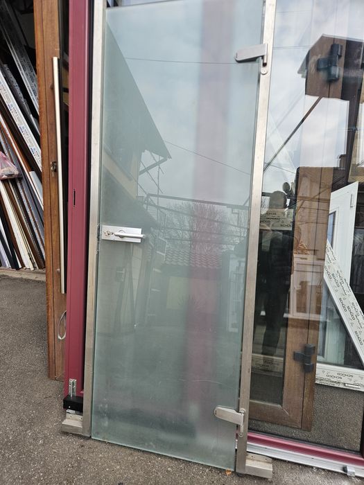 Врата за баня или офис