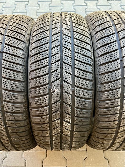 4 броя Зимни Гуми 225/60/17 BARUM ДОТ: 4420