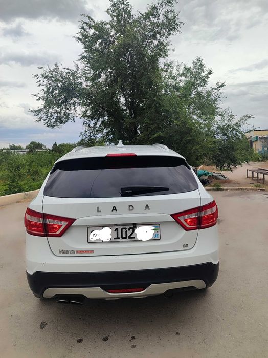 LADA vesta sw cross