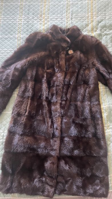 Продам б/у норковую шубу