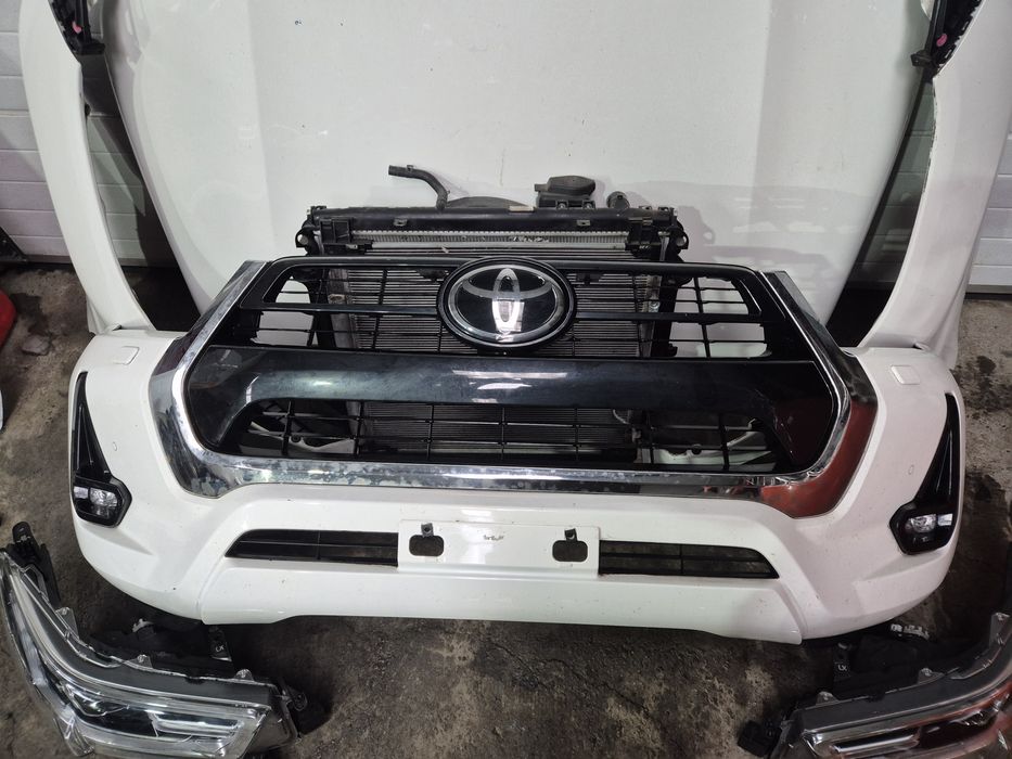 Fata completa/Bot complet Toyota Hilux Invincible 2016-2024