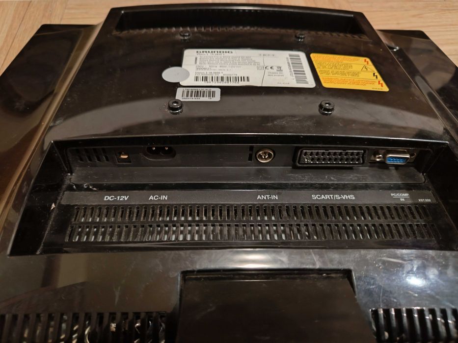 Monitor / tv Grunding  defect