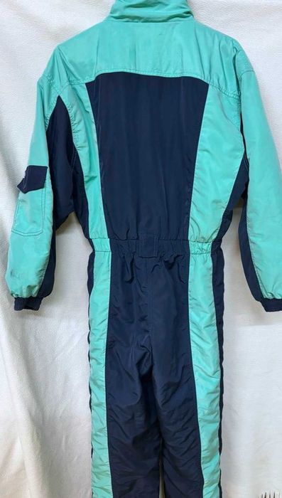 Зимен спортен гащеризон