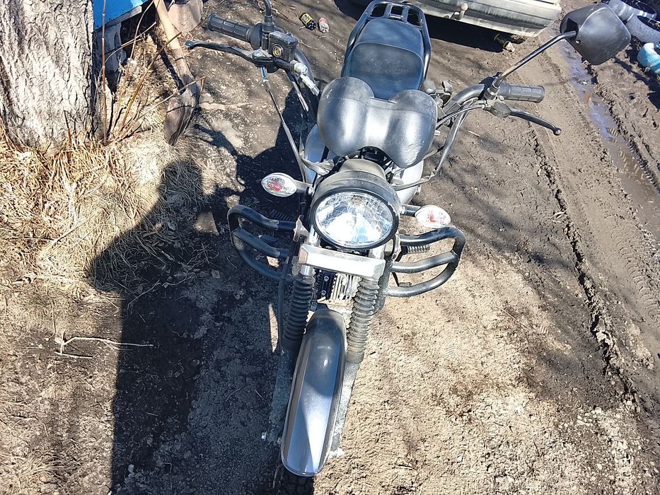 Продам мотоцикл yaqu