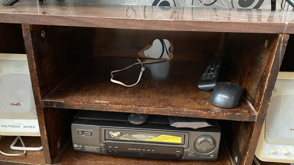 Тумба под телевизор