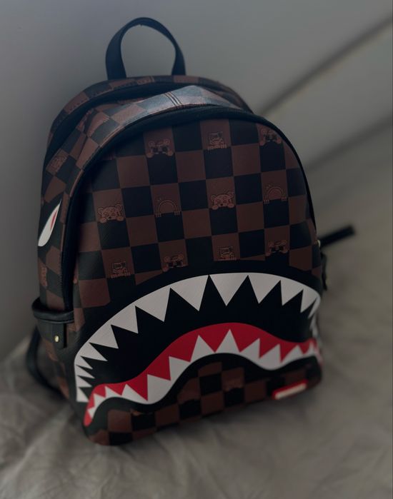 Раница Sprayground - Peeking Character Check Savage