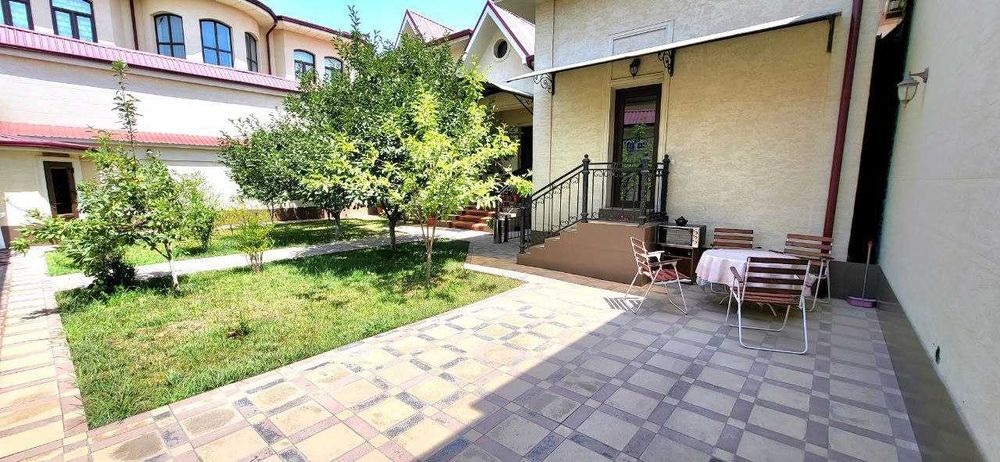 М. Улугбекский центр Луначарского санаторий Турон 4 сот 6 ком Срочно