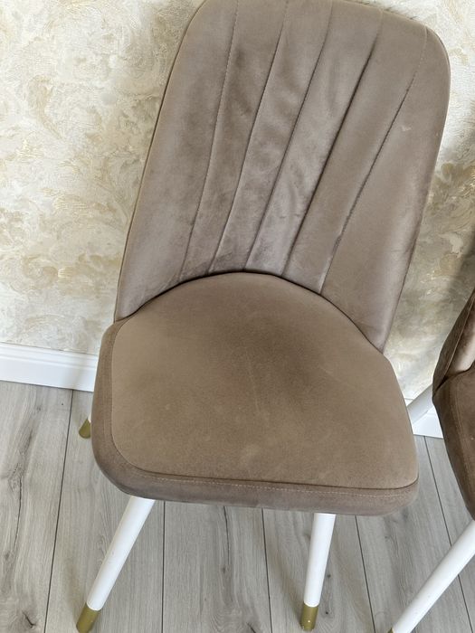 Продам стулья в хорошем состояний