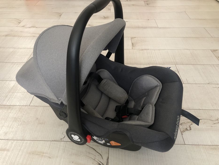 Столче за кола - Kikka boo vivo